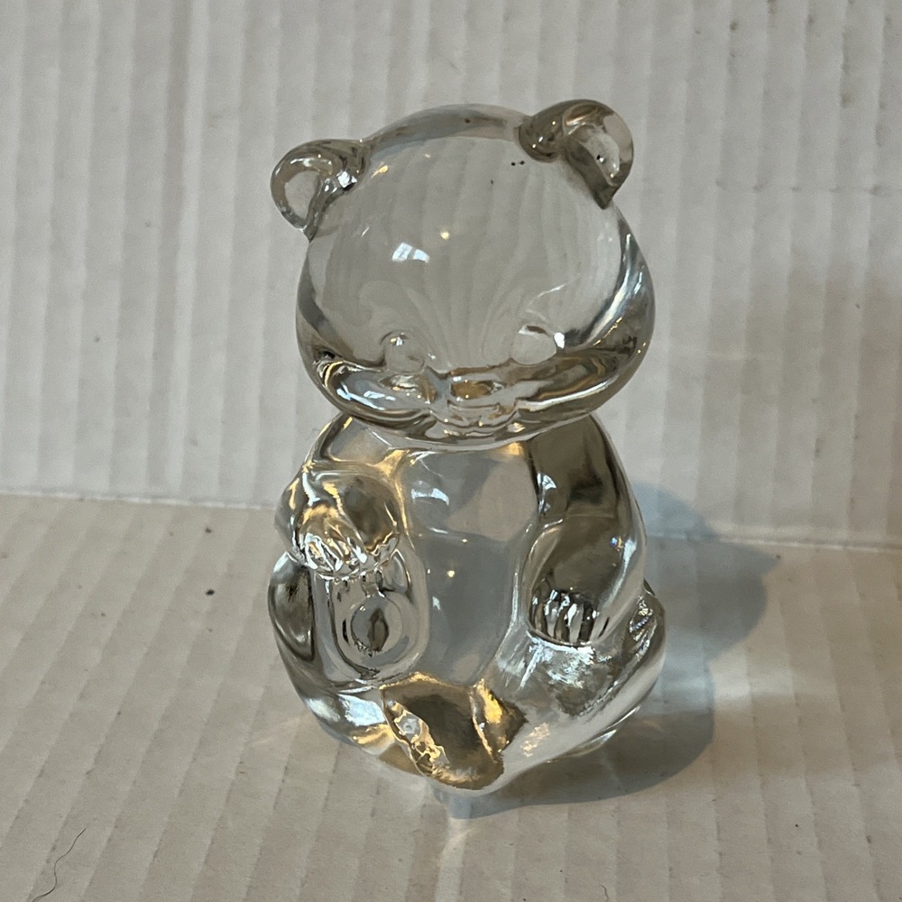 Fenton Art Glass Sitting Bear Figurine 3.5" Clear American Sweetheart Vintage